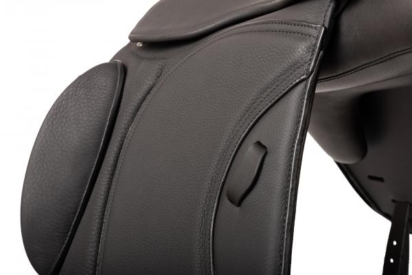 Atea Monoblatt Dressursattel